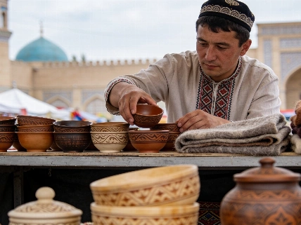 Туркестан совместит ремесленную ярмарку и фестиваль казахской песни Pomogator.Travel
