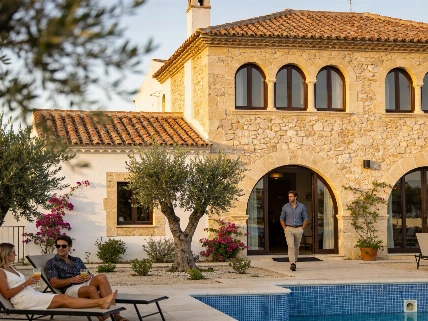 CASA METT Sitges: новый бутик-отель для взрослых открылся в исторических виллах