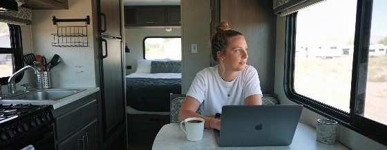 Airbnb в США: где найти стильное жильё до 100 долларов за ночь Pomogator Travel © pomogator.travel